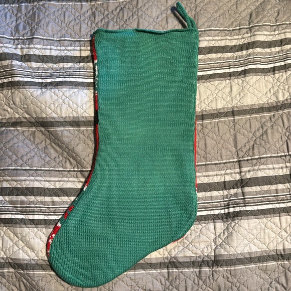 Disney 19 Inch Mickey Mouse Knit Christmas Holiday Kids Stocking - Picture 2 of 3